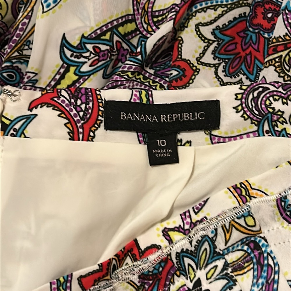 Banana Republic Skirt - Size 10 - Picture 4 of 4